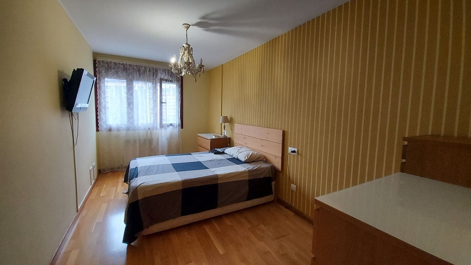 2 slaapkamer Appartement te koop in Oviedo met garage - € 240.000 (Ref: 9371275)