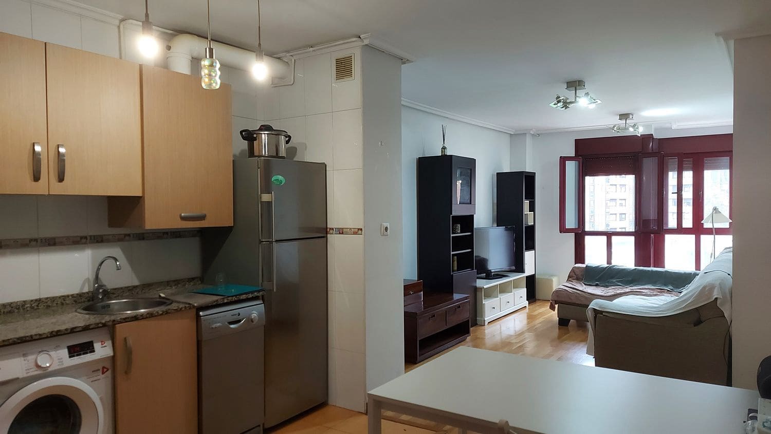 2 slaapkamer Appartement te koop in Oviedo met garage - € 240.000 (Ref: 9371275)