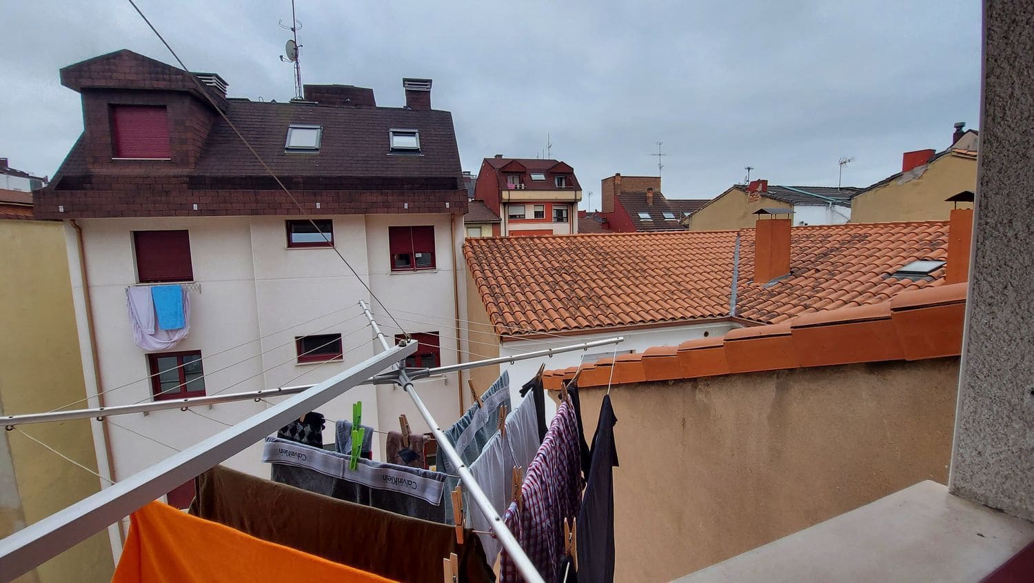 2 slaapkamer Appartement te koop in Oviedo met garage - € 240.000 (Ref: 9371275)