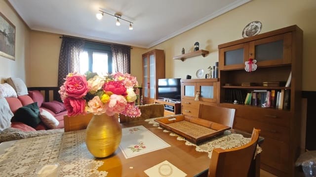 3 soveværelse Lejlighed til salg i Centro Urbano, Gijón med garage - € 225.000 (Ref: 9371277)