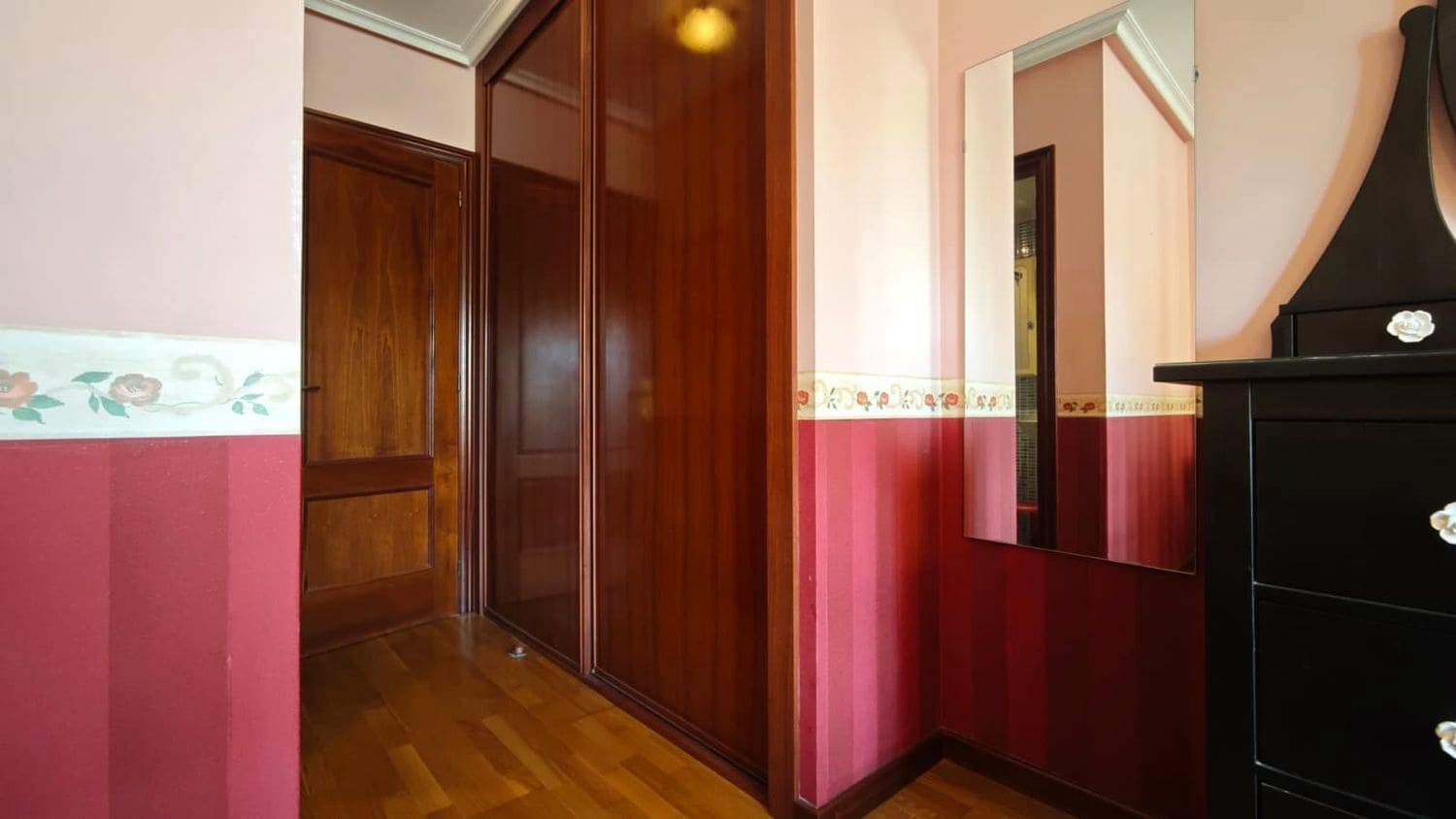 3 sypialnia Apartament na sprzedaż w Gijon z garażem - 225 000 € (Ref: 9371277)