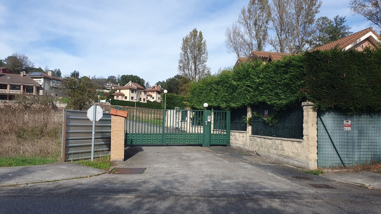 Grond te koop in Oviedo - € 140.000 (Ref: 9371278)