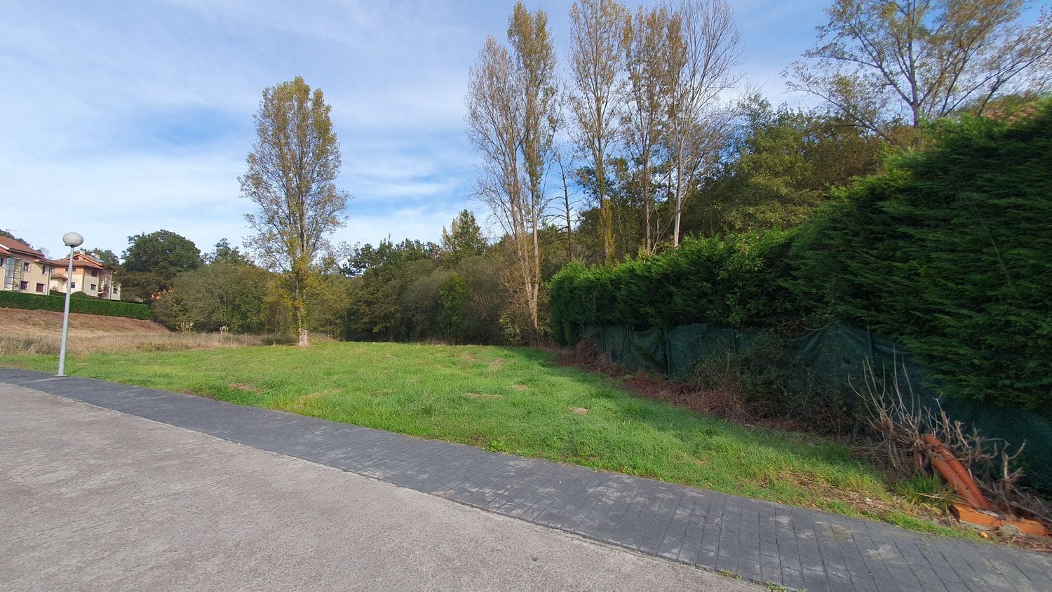 Grond te koop in Oviedo - € 140.000 (Ref: 9371278)