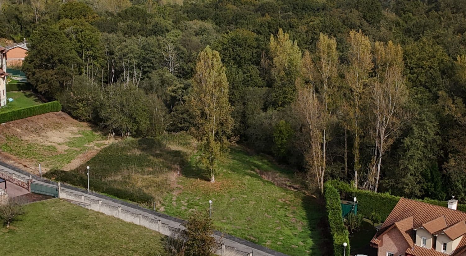 Grond te koop in Oviedo - € 140.000 (Ref: 9371278)