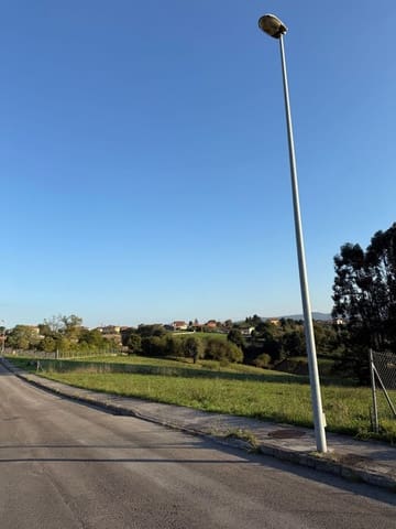 Mark till salu i Avilés - 110 000 € (Ref: 9371281)