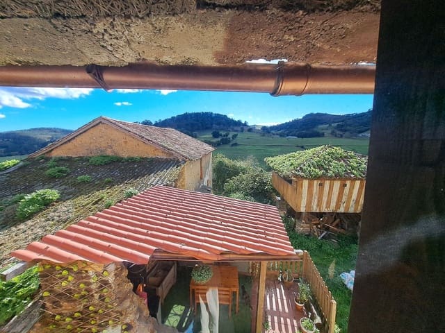 2 soverom Finca/Herregård til salgs i Llanera med garasje - € 85 000 (Ref: 9371282)