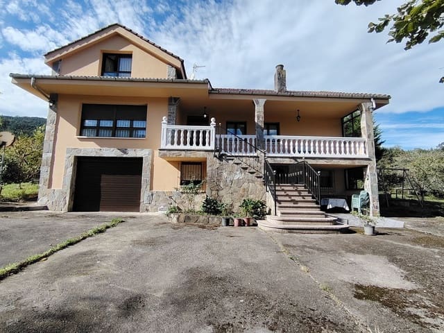 8 sypialnia Willa na sprzedaż w Villaviciosa z garażem - 475 000 € (Ref: 9371283)