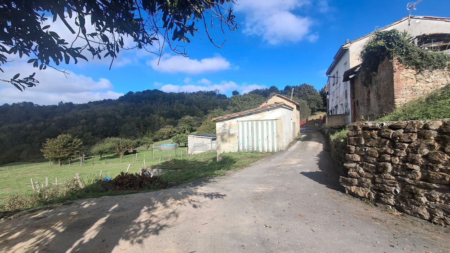 Ruin for sale in Langreo - € 45,000 (Ref: 9371286)