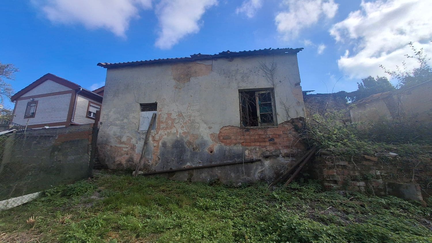 Ruin for sale in Langreo - € 45,000 (Ref: 9371286)