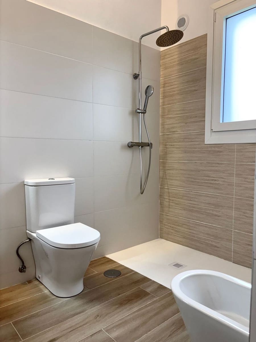 3 soveværelse Villa til salg i Gijon med garage - € 450.000 (Ref: 9385153)