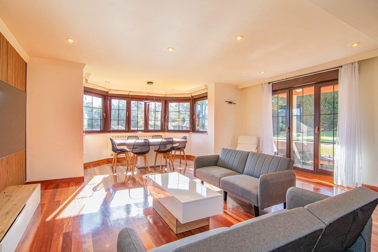 4 chambre Villa/Maison à vendre à Gijon avec piscine garage - 695 000 € (Ref: 9385154)