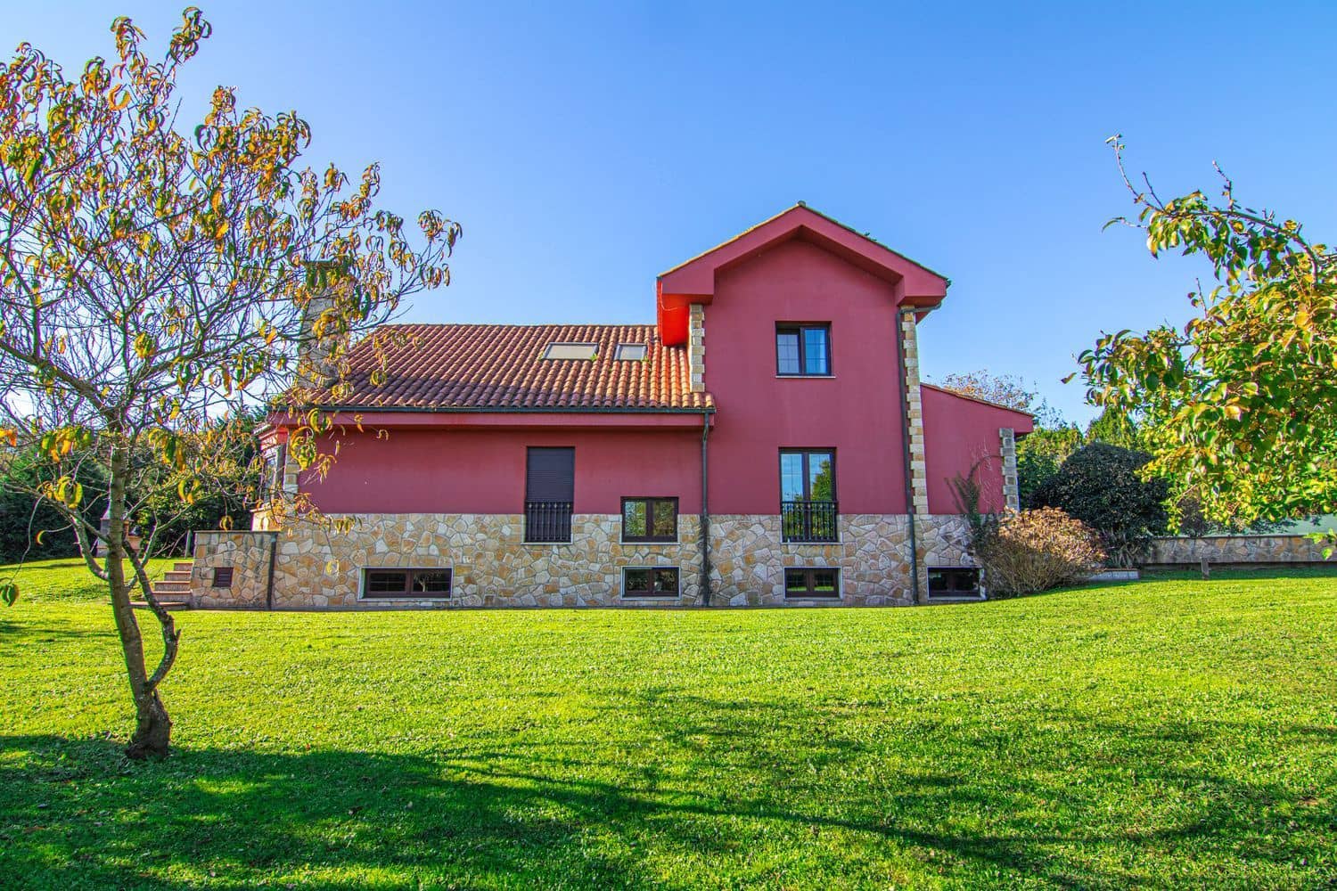 4 chambre Villa/Maison à vendre à Gijon avec piscine garage - 695 000 € (Ref: 9385154)