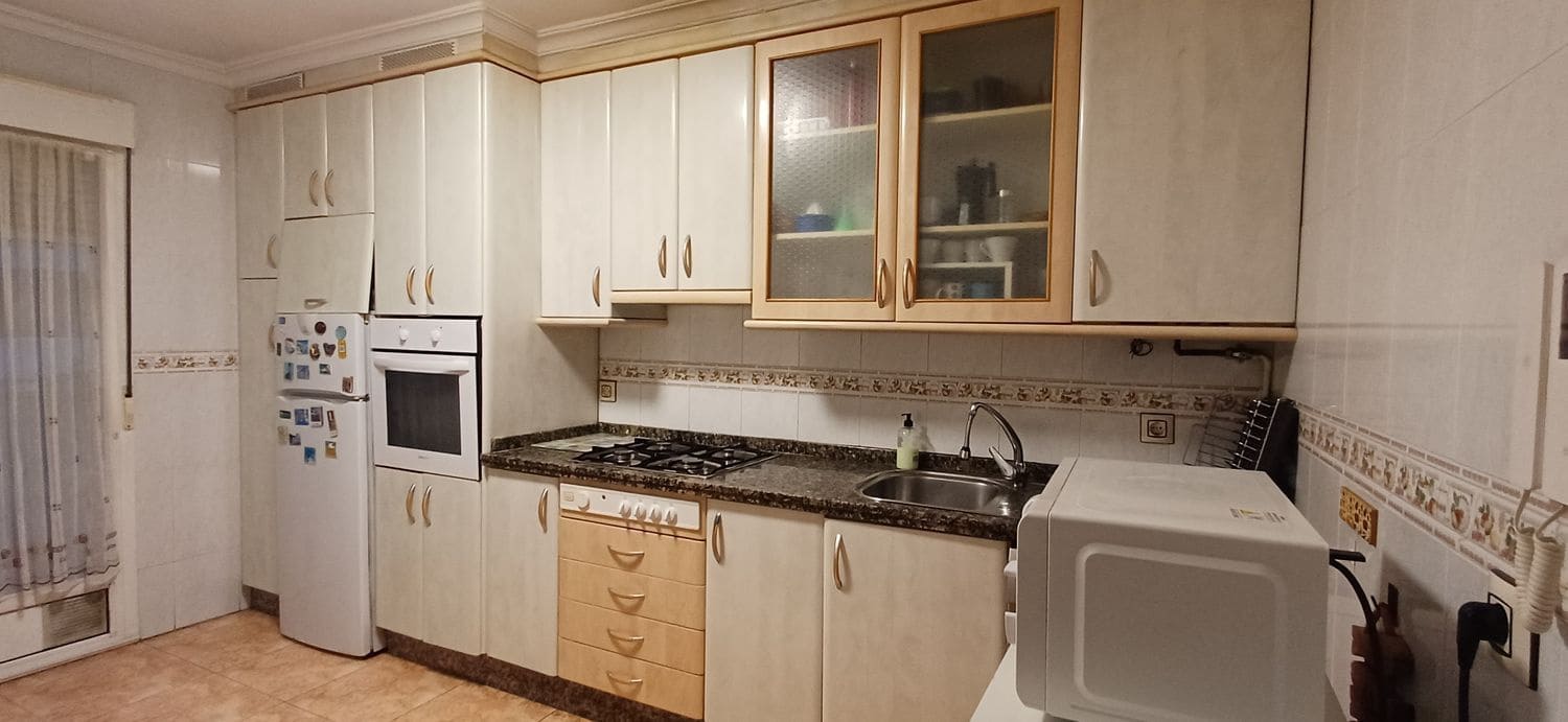 3 soverom Leilighet til salgs i Gijon med garasje - € 360 000 (Ref: 9390034)