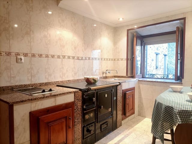 3 quarto Casa em Banda para venda em Siero com garagem - 94 000 € (Ref: 9390035)