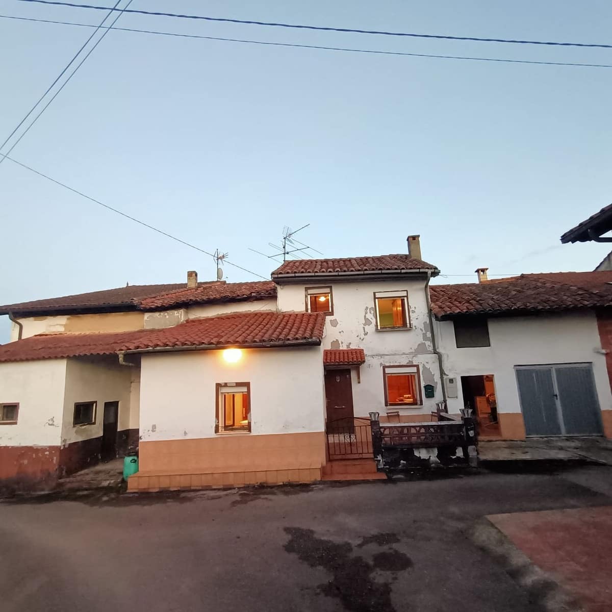 3 sovrum Hus till salu i Siero med garage - 94 000 € (Ref: 9390035)