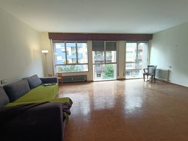 4 soveværelse Lejlighed til salg i Centro Urbano, Oviedo med garage - € 550.000 (Ref: 9390036)