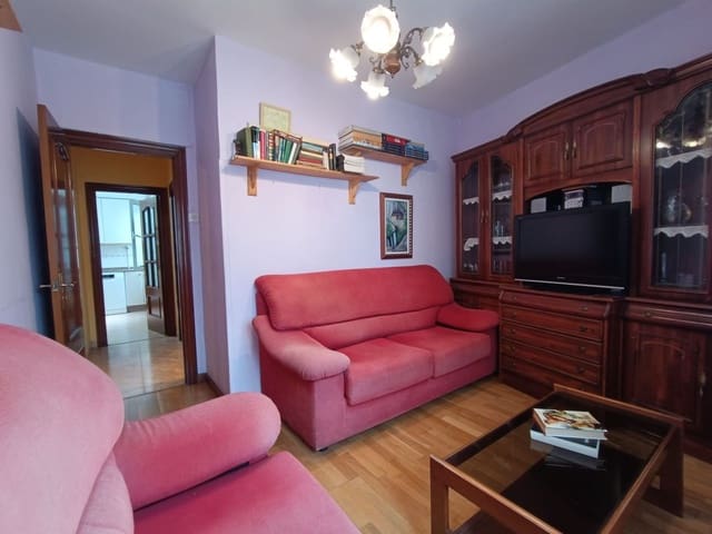 2 soveværelse Lejlighed til salg i Centro Urbano, Gijón med garage - € 198.000 (Ref: 9390037)
