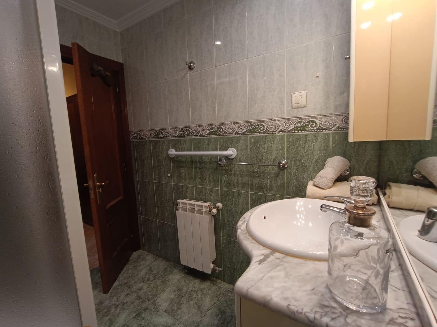 2 soverom Leilighet til salgs i Gijon med garasje - € 198 000 (Ref: 9390037)