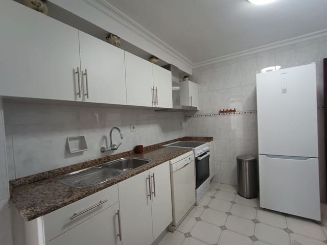 3 bedroom Apartment for rent in Centro Urbano, Gijón with garage - € 1,200 (Ref: 9390039)