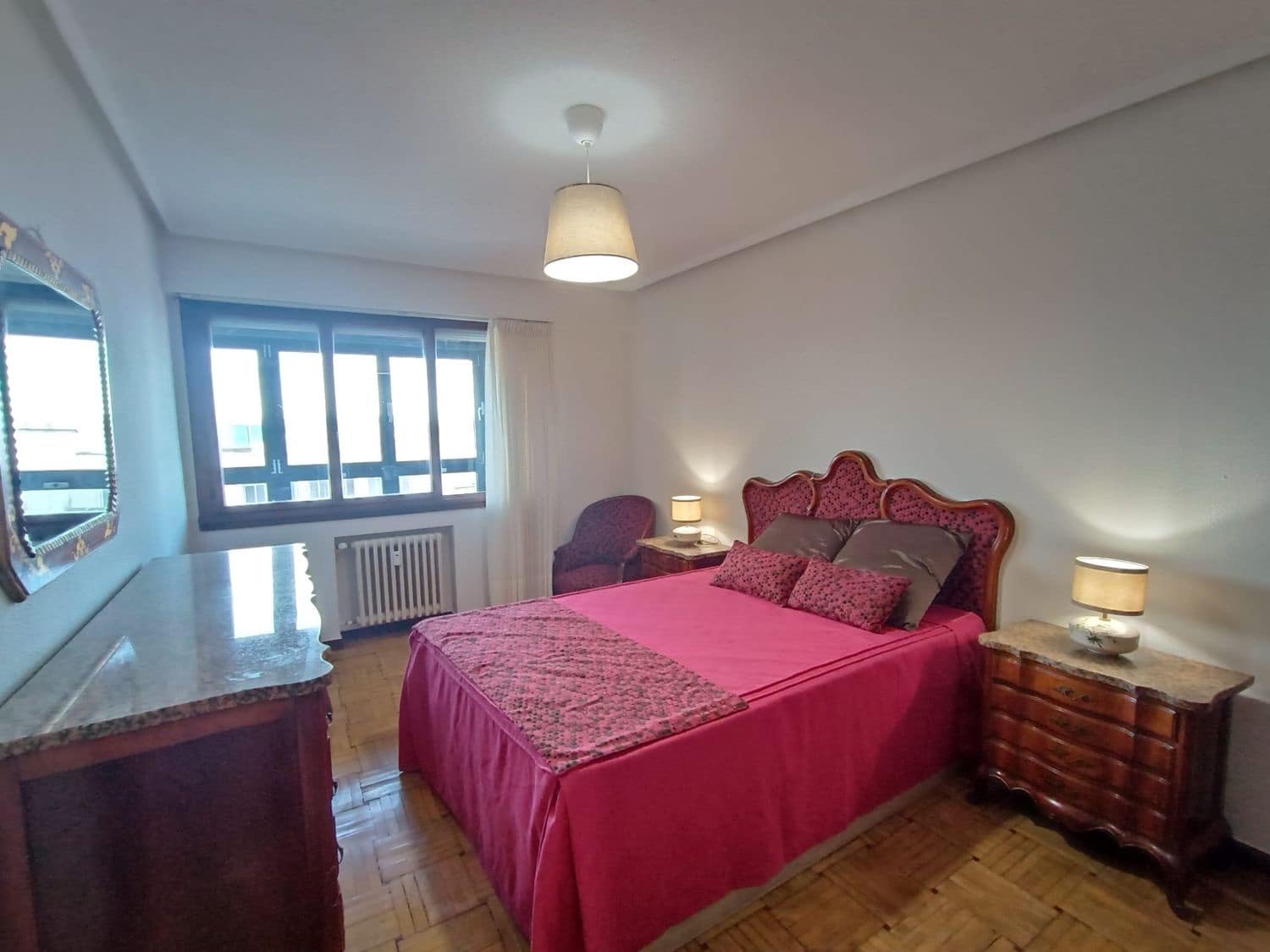 Apartamento de 3 habitaciones en Gijón en alquiler con garaje - 1.200 € (Ref: 9390039)