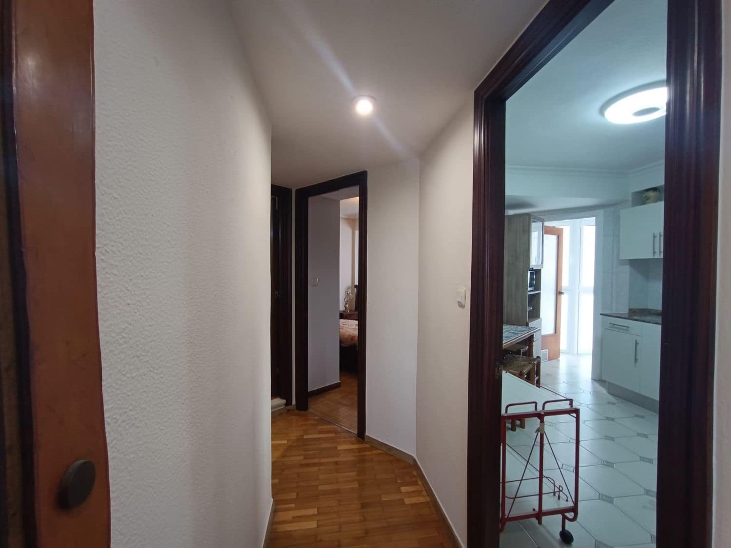 Apartamento de 3 habitaciones en Gijón en alquiler con garaje - 1.200 € (Ref: 9390039)