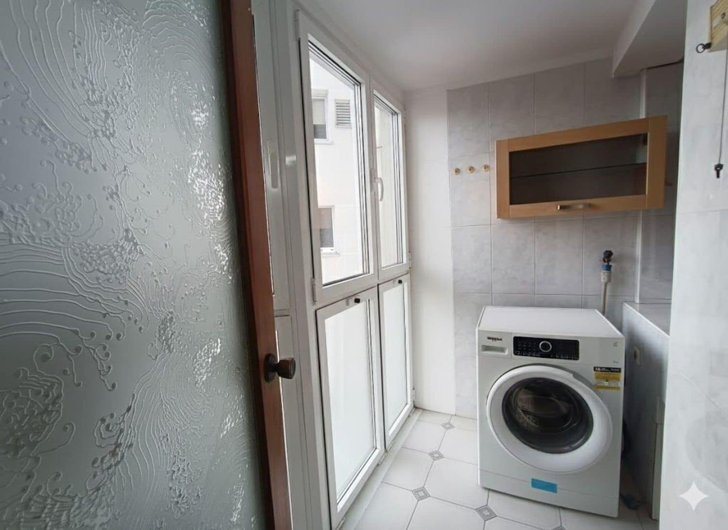 Apartamento de 3 habitaciones en Gijón en alquiler con garaje - 1.200 € (Ref: 9390039)