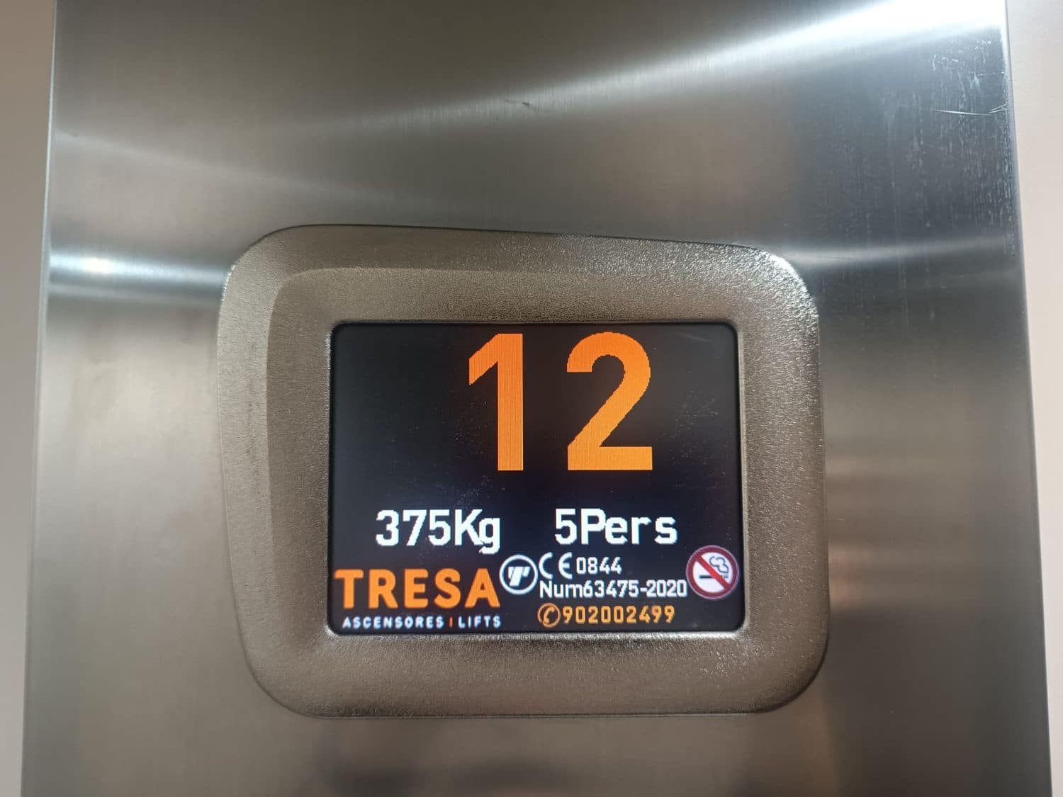 Apartamento de 3 habitaciones en Gijón en alquiler con garaje - 1.200 € (Ref: 9390039)