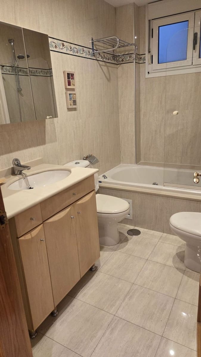 2 chambre Appartement à vendre à Gijon avec garage - 415 000 € (Ref: 9395611)