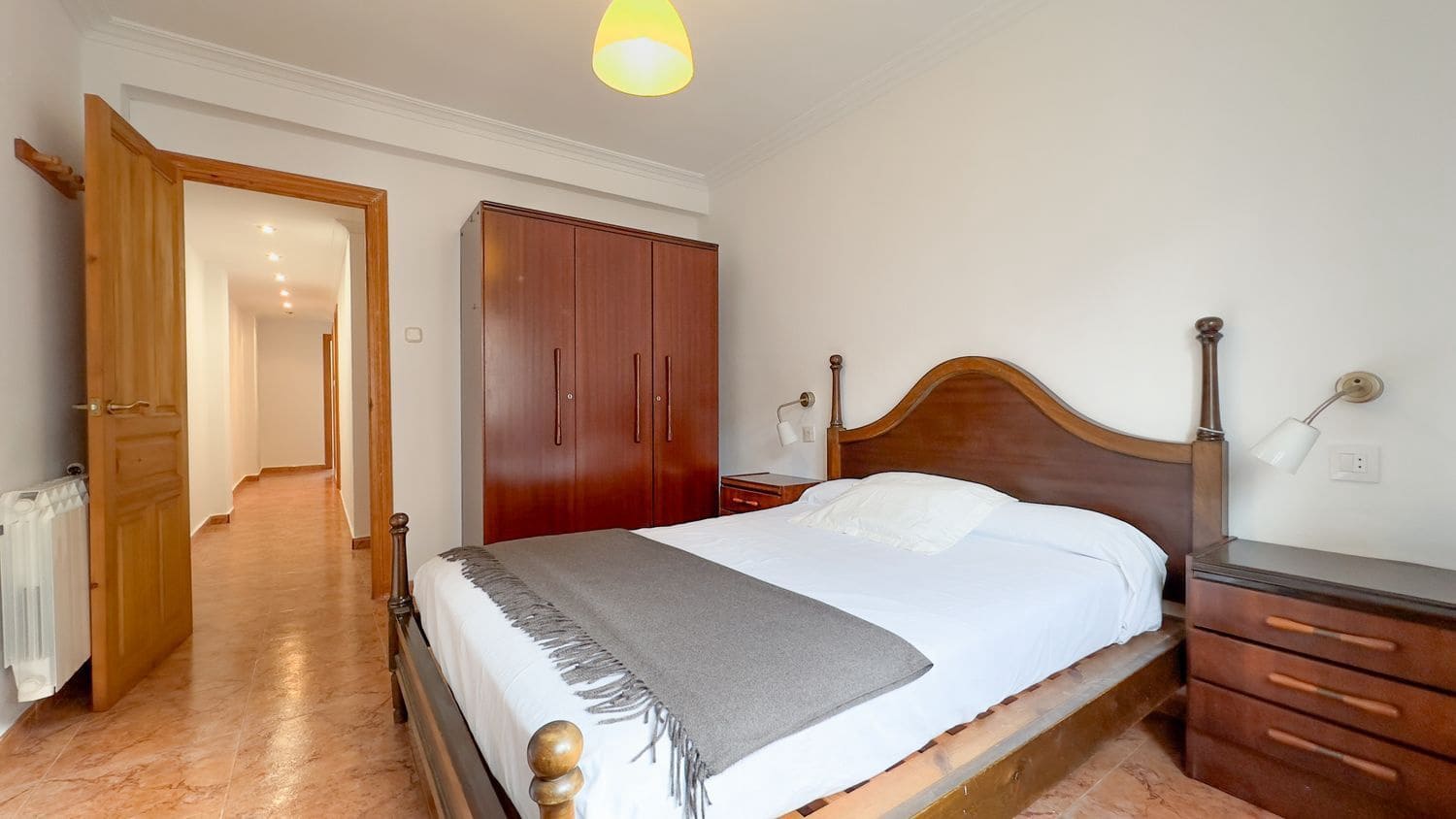 Apartamento de 2 habitaciones en Gijón en alquiler con garaje - 750 € (Ref: 9395612)