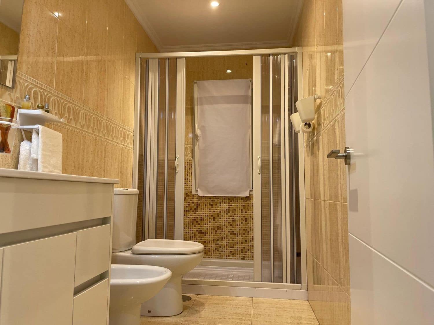 3 soveværelse Lejlighed til salg i Gijon med garage - € 159.000 (Ref: 9395613)