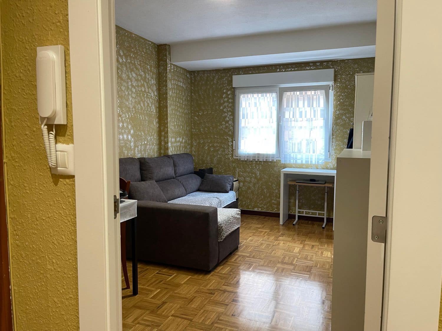 3 soveværelse Lejlighed til salg i Gijon med garage - € 159.000 (Ref: 9395613)