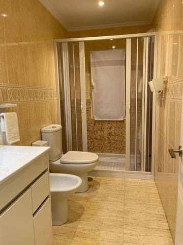 3 soveværelse Lejlighed til salg i Centro Urbano, Gijón med garage - € 159.000 (Ref: 9395613)