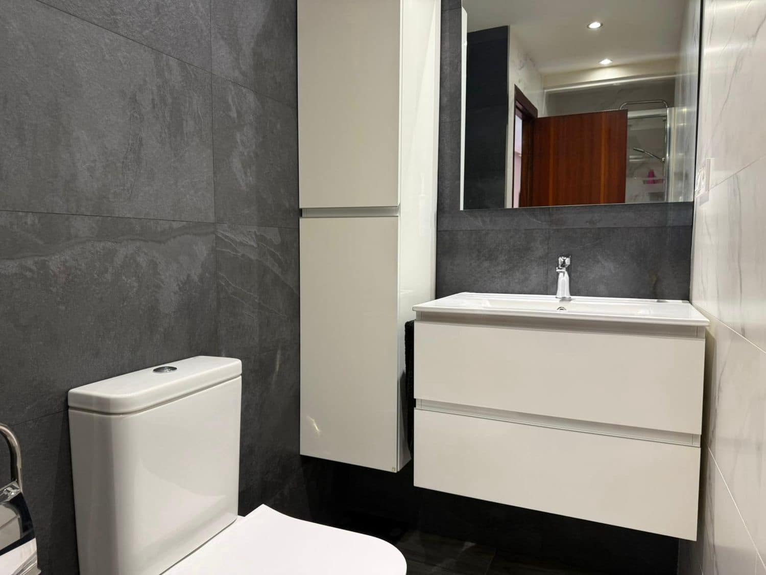 3 soverom Leilighet til salgs i Mieres med garasje - € 149 000 (Ref: 9400437)