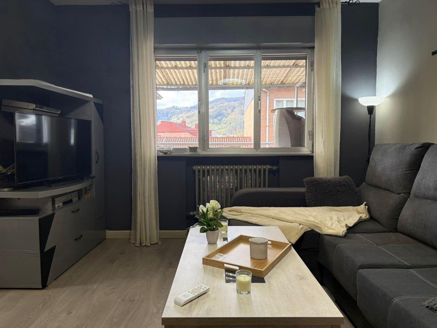 3 soverom Leilighet til salgs i Mieres med garasje - € 149 000 (Ref: 9400437)