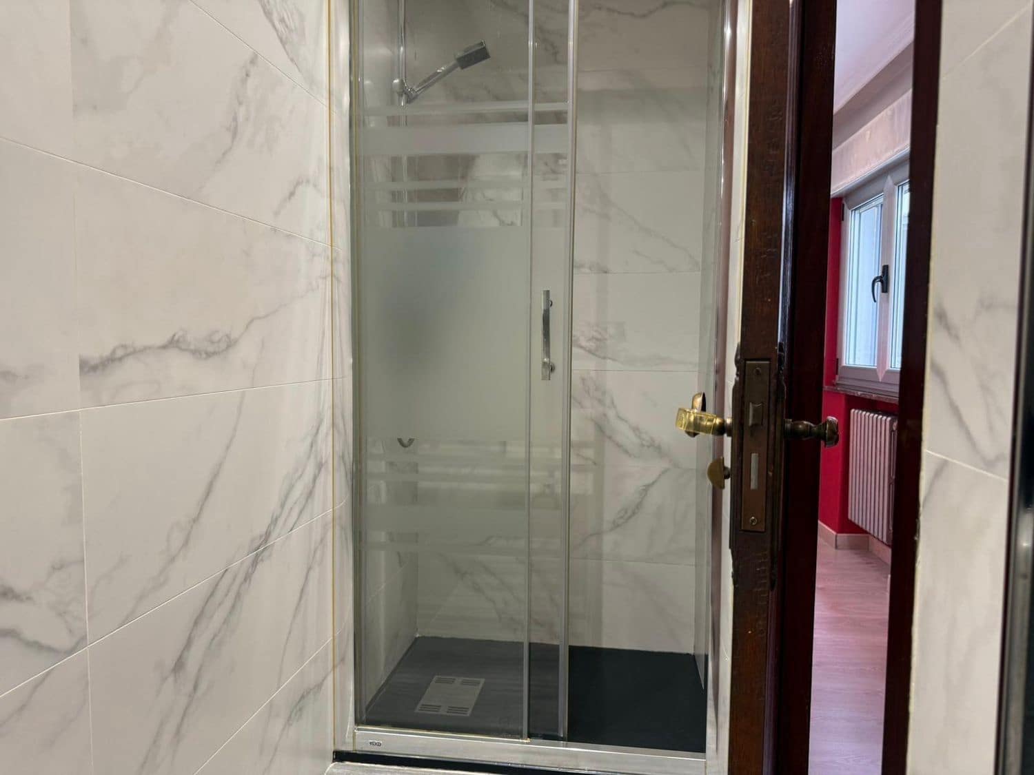 3 soverom Leilighet til salgs i Mieres med garasje - € 149 000 (Ref: 9400437)