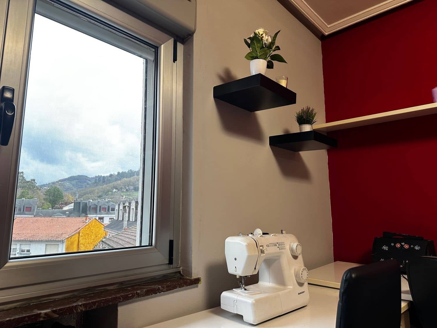 3 soverom Leilighet til salgs i Mieres med garasje - € 149 000 (Ref: 9400437)