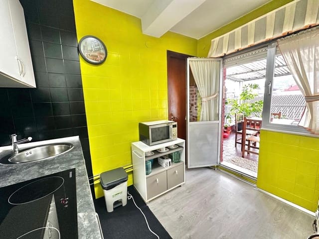 3 soverom Leilighet til salgs i Mieres med garasje - € 156 000 (Ref: 9400437)