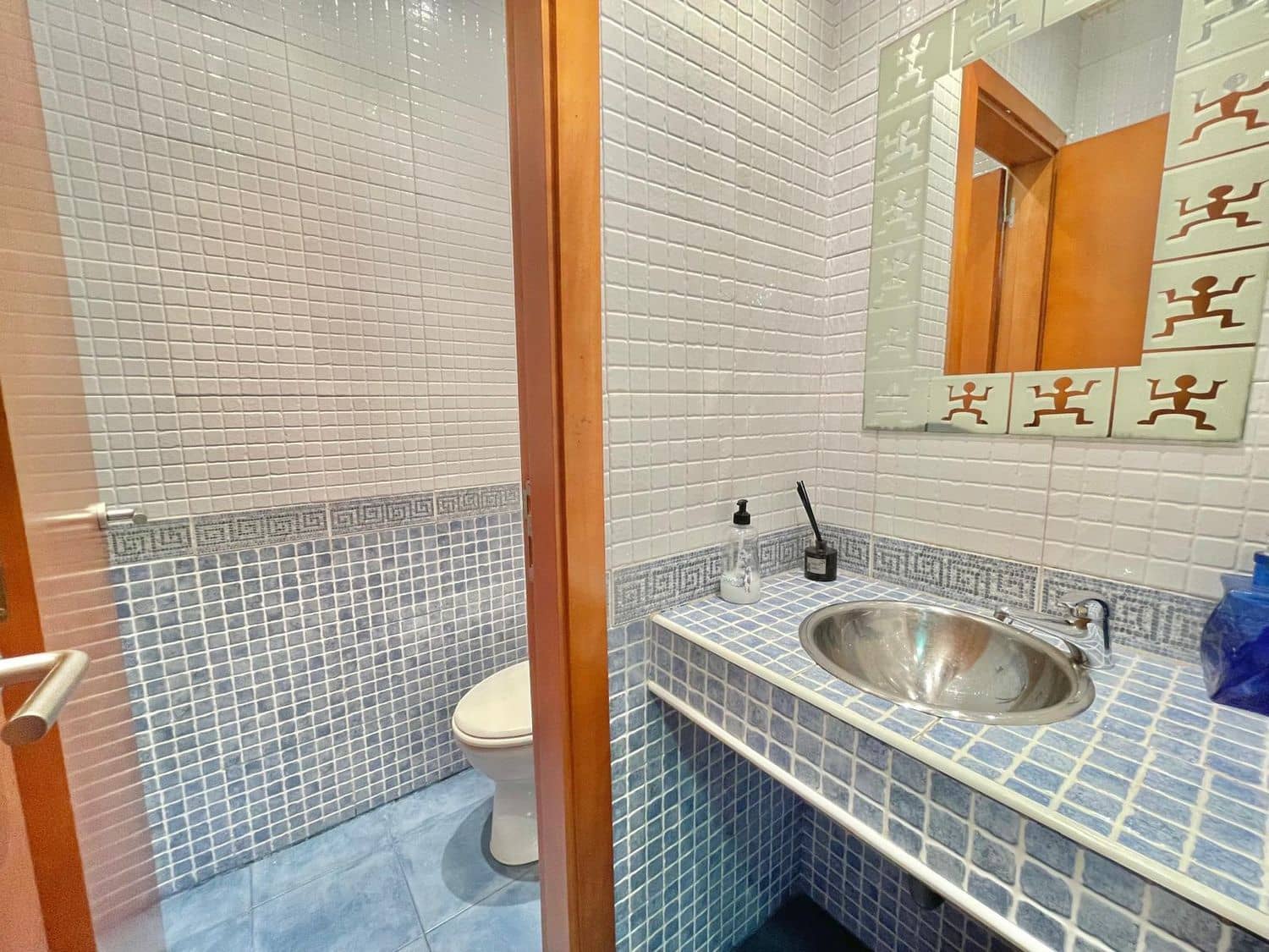 Firma/Unternehmen zu vermieten in Gijon - 590 € (Ref: 9400440)