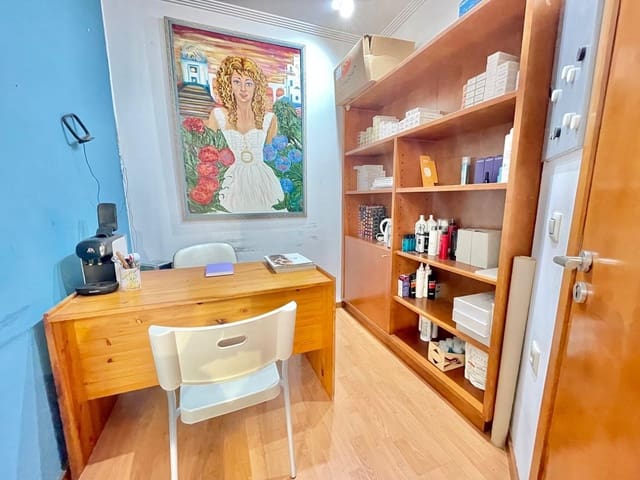 Firma/Unternehmen zu vermieten in Centro Urbano, Gijón - 590 € (Ref: 9400440)