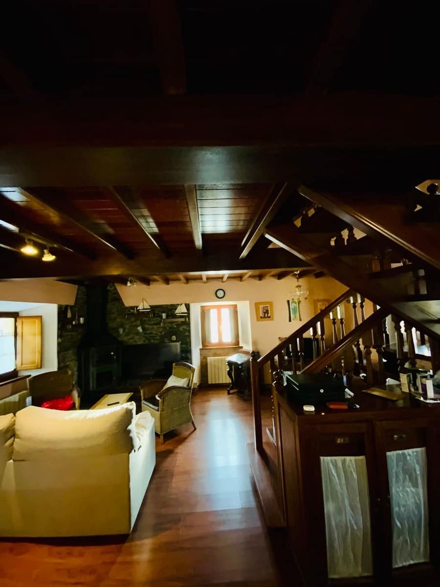 3 soveværelse Villa til salg i Coana med garage - € 345.000 (Ref: 9402953)