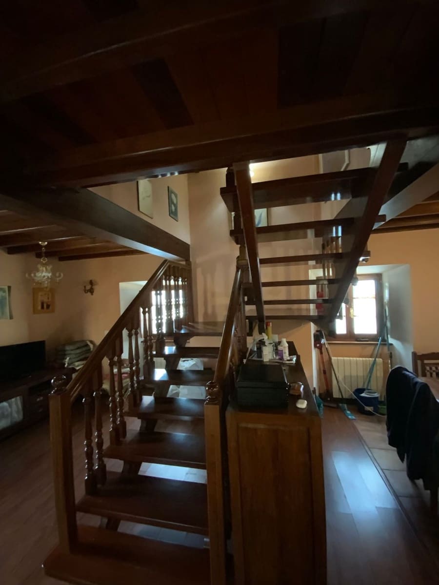 3 soveværelse Villa til salg i Coana med garage - € 345.000 (Ref: 9402953)