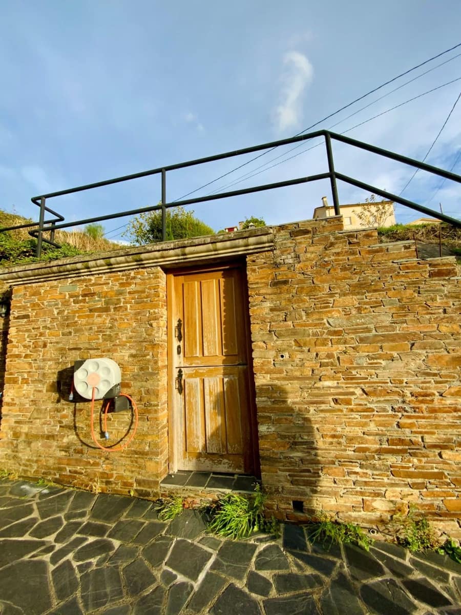 3 soveværelse Villa til salg i Coana med garage - € 345.000 (Ref: 9402953)