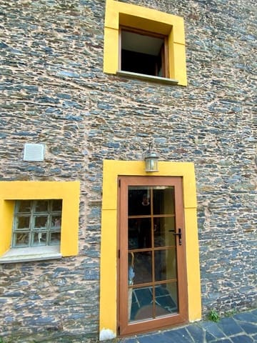 3 slaapkamer Villa te koop in Coaña met garage - € 345.000 (Ref: 9402953)