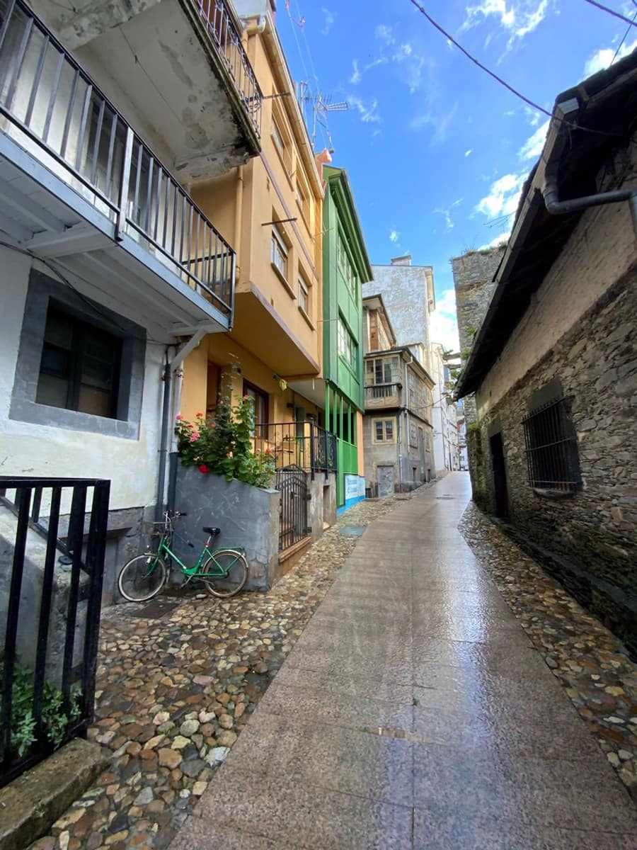 Huis te koop in Luarca - € 145.000 (Ref: 9404465)