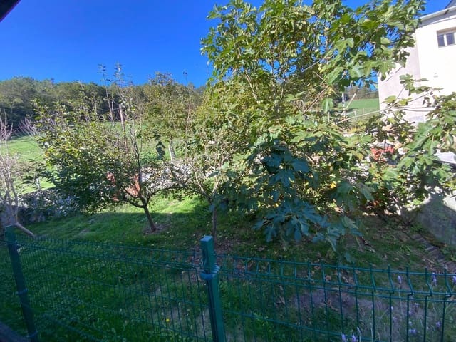 3 soveværelse Finca/Landehus til salg i Luarca, Valdés med garage - € 169.000 (Ref: 9404467)