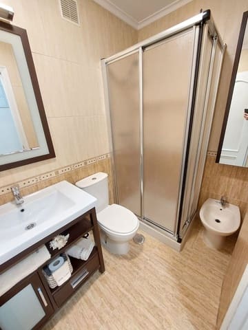 1 bedroom Apartment for rent in Centro Urbano, Gijón with garage - € 680 (Ref: 9406270)