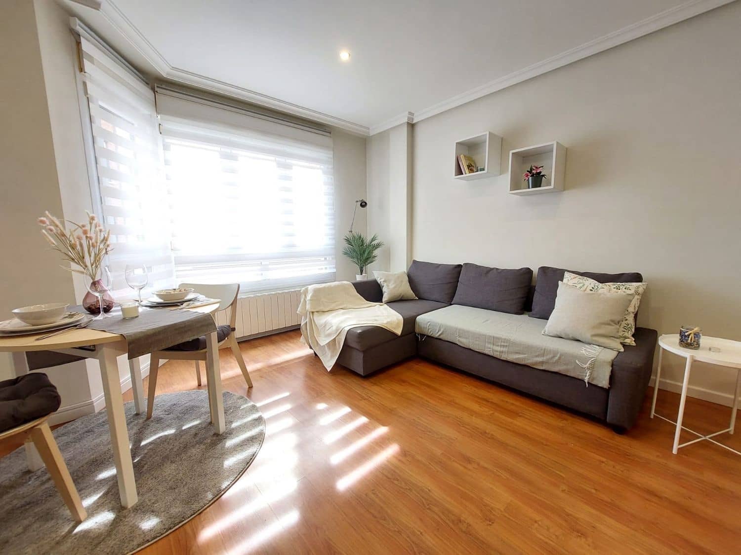 1 bedroom Apartment for rent in Gijon with garage - € 680 (Ref: 9406270)