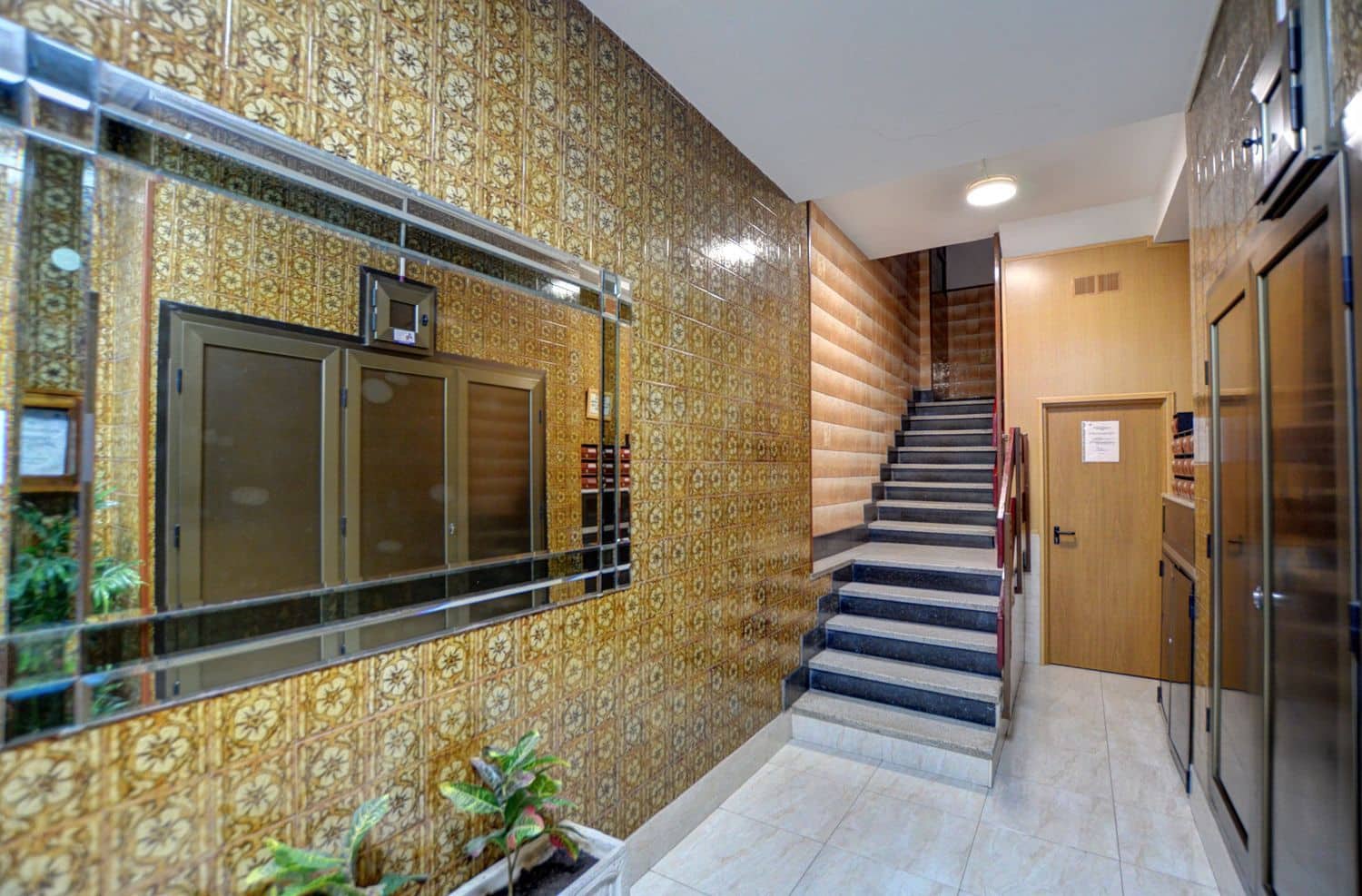 2 soveværelse Lejlighed til salg i Gijon med garage - € 129.500 (Ref: 9406271)