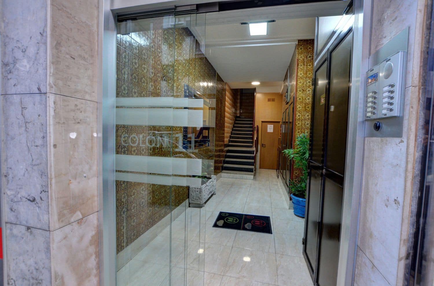 2 soveværelse Lejlighed til salg i Gijon med garage - € 129.500 (Ref: 9406271)