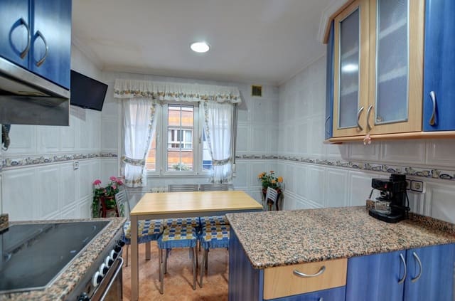 2 camera da letto Appartamento in vendita in Centro Urbano, Gijón con garage - 129.500 € (Rif: 9406271)